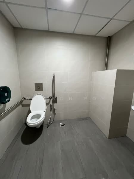 Food Ascent, 45 Tuas South Avenue 1, 4,284 sqft, Factory / Workshop (B2) For Rent, by Watson Poh, 500225358 - Bathroom - CommercialGuru.com.sg