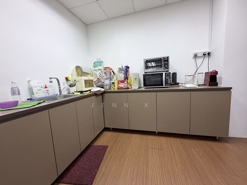 Wcega Tower, 21 Bukit Batok Crescent, Dairy Farm / Bukit Panjang / Choa Chu Kang, 1,916 sqft, Light Industrial (B1) For Rent, by Jenn K, 500225374 - Kitchen - CommercialGuru.com.sg