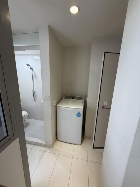 The Estuary @ Yishun, 1 Yishun Avenue 1, 3 Bedrooms, 1,302 sqft, Condominium For Rent, by Vince Chionh, 500225384 - Service yard & Helper bathroom - PropertyGuru.com.sg