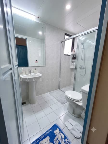 159 Hougang Street 11, 159 Hougang Street 11, Room Rental, 120 sqft, HDB Flat For Rent, by Madelyn Sim, 500225407 - Bathroom - PropertyGuru.com.sg