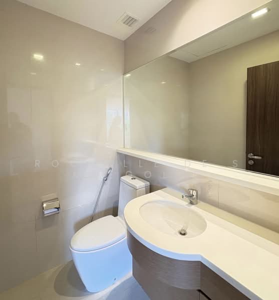 Nassim Regency, 37 Nassim Road, 3 Bedrooms, 2,056 sqft, Apartment For Rent, by Rochelle De S Meegolle, 500225409 - PropertyGuru.com.sg