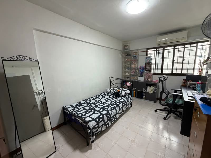251 Jurong East Street 24, 251 Jurong East Street 24, Boon Lay / Jurong / Tuas, 3 Bedrooms, 969 sqft, HDB Flat For Sale, by Charlene Ong, 500225416 - Bedroom - PropertyGuru.com.sg