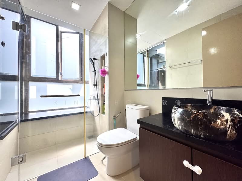 The Waterline, 167 Poh Huat Road West, 3 Bedrooms, 1,238 sqft, Condominium For Sale, by Xinyi Ho 何欣倚, 500225422 - Master Bathroom - PropertyGuru.com.sg