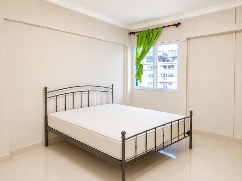 432 Clementi Avenue 3, 432 Clementi Avenue 3, Room Rental, 120 sqft, HDB Flat For Rent, by Georgina Tey, 500225424 - Bedroom - PropertyGuru.com.sg