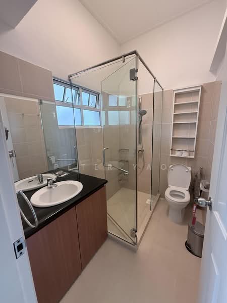 Botanical-Inspired Landscaping 2 Storey Semi D, Namly Drive off Sixth Avenue, Namly Drive, Sixth Avenue, Namly Garden, 3 Bedrooms, 3,200 sqft, Semi-Detached House For Rent, by Peter Yao, 500225425 - Bathroom - PropertyGuru.com.sg