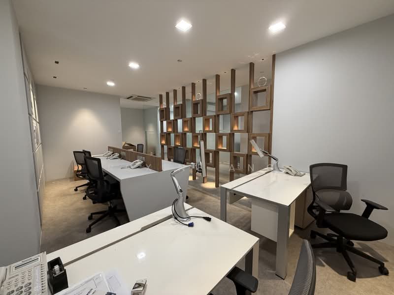 Midview City, 26 Sin Ming Lane, 1,432 sqft, Light Industrial (B1) For Sale, by Roxine Ang, 500225427 - Interior - CommercialGuru.com.sg