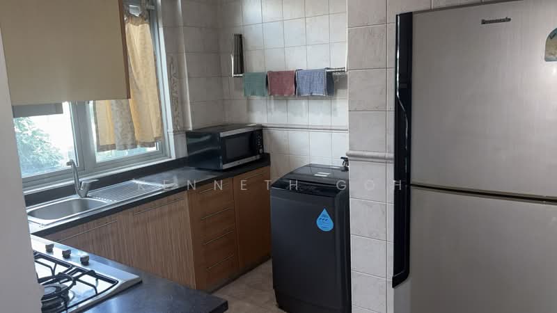 Sunshine Grove, 2 Jalan Labu Merah, 2 Bedrooms, 752 sqft, Apartment For Rent, by Kenneth Goh, 500225429 - Kitchen - PropertyGuru.com.sg