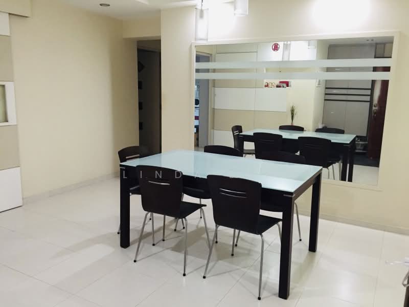 107D Edgefield Plains, 107D Edgefield Plains, 3 Bedrooms, 1,200 sqft, HDB Flat For Sale, by Linda Loh, 500225432 - Dining Room - PropertyGuru.com.sg