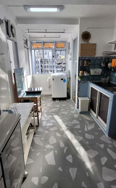 27 Jalan Bahagia, 27 Jalan Bahagia, 2 Bedrooms, 602 sqft, HDB Flat For Sale, by Baron Yeo, 500225435 - Kitchen - PropertyGuru.com.sg