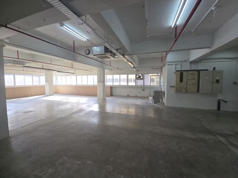 TONG LEE BUILDING