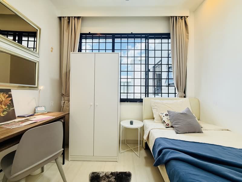Botanic Gardens View, 1 Taman Serasi, Room Rental, 250 sqft, Apartment For Rent, by Florence Zheng Zhen, 500225444 - R4 Common SuperSingle - PropertyGuru.com.sg