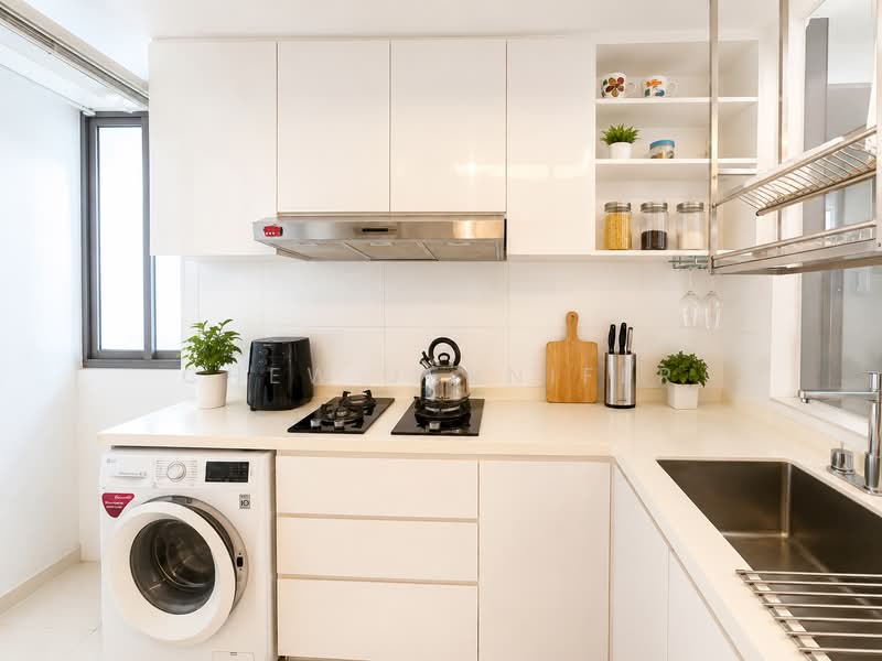 Seastrand, 3 Pasir Ris Link, 2 Bedrooms, 883 sqft, Condominium For Sale, by Chew Jennifer, 500225447 - Kitchen - PropertyGuru.com.sg