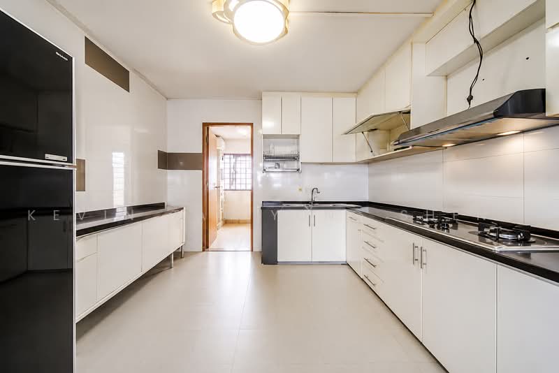 512 Choa Chu Kang Street 51, 512 Choa Chu Kang Street 51, 4 Bedrooms, 1,399 sqft, HDB Flat For Sale, by Kevin Tan Yong Sheng, 500225448 - Kitchen - PropertyGuru.com.sg