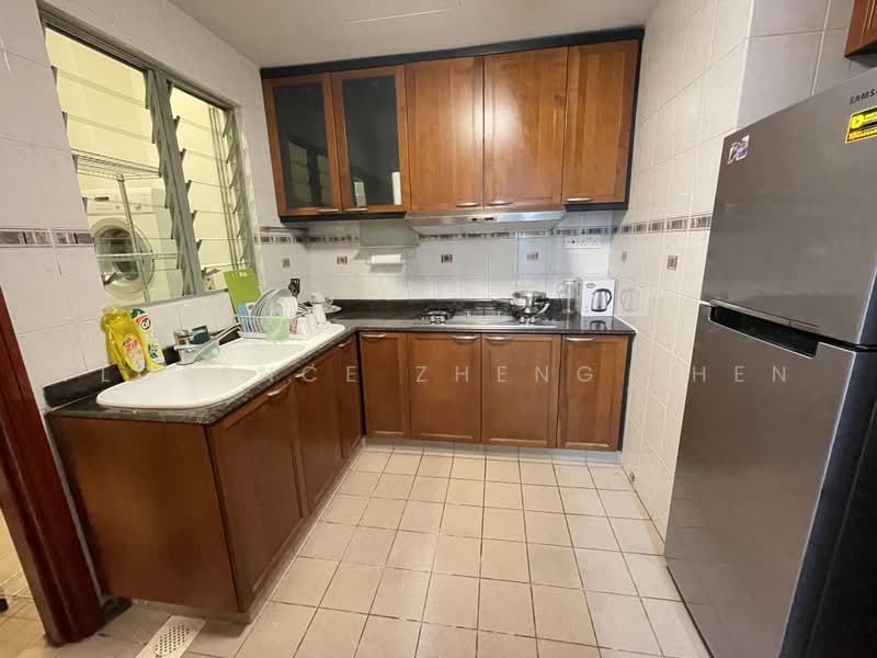 Aspen Heights, 261 River Valley Road, Room Rental, 150 sqft, Condominium For Rent, by Florence Zheng Zhen, 500225456 - Kitchen - PropertyGuru.com.sg
