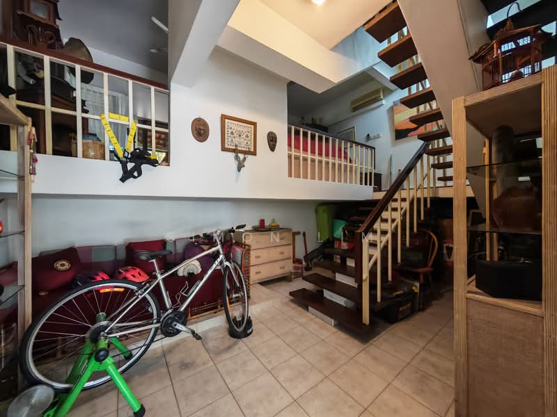 Fernhill Road Terraced House, Fernhill Road, 5 Bedrooms, 3,197 sqft, Terraced House For Sale, by Simon Lim, 500225470 - Living Room - PropertyGuru.com.sg