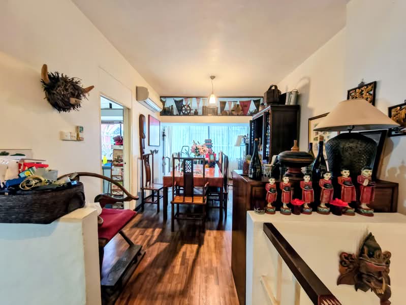 Fernhill Road Terraced House, Fernhill Road, 5 Bedrooms, 3,197 sqft, Terraced House For Sale, by Simon Lim, 500225470 - Dining Room - PropertyGuru.com.sg