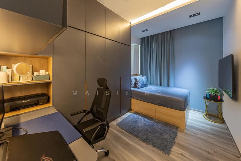 Rivervale Crest, 9 Rivervale Crescent, 3 Bedrooms, 1,195 sqft, Condominium For Sale, by Maisie Ng, 500225474 - Bedroom - PropertyGuru.com.sg