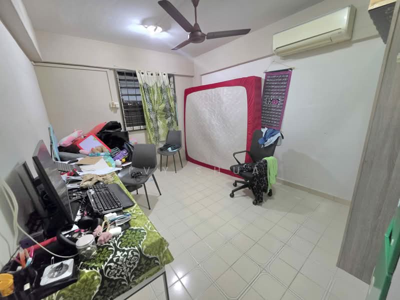 252 Hougang Avenue 3, 252 Hougang Avenue 3, 2 Bedrooms, 721 sqft, HDB Flat For Sale, by Ivy Shua, 500225490 - Interior - PropertyGuru.com.sg
