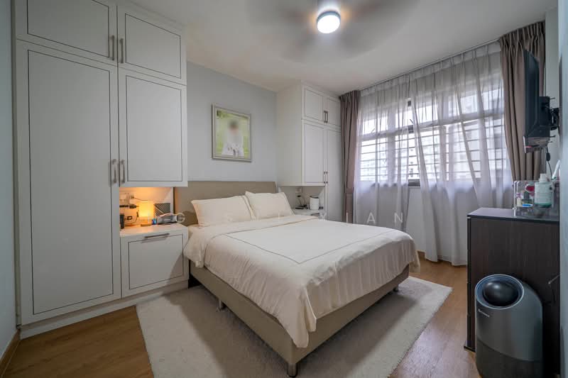479B Yishun Street 42, 479B Yishun Street 42, 3 Bedrooms, 1,001 sqft, HDB Flat For Sale, by Ng Shi Xian, 500225495 - Master Bedroom - PropertyGuru.com.sg