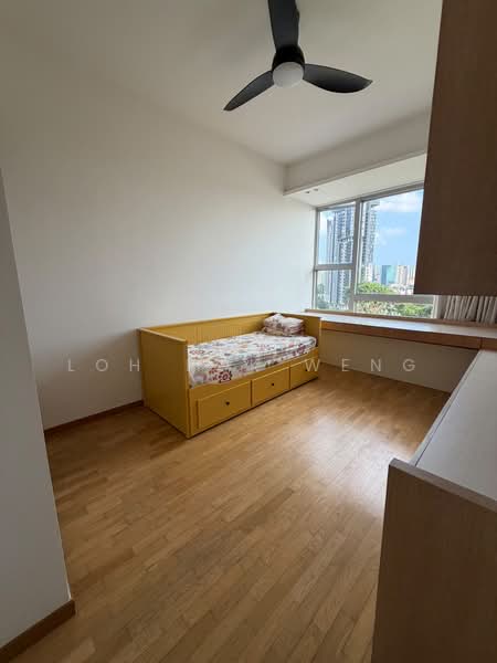 Sky @ Eleven, 5 Thomson Lane, 4 Bedrooms, 2,712 sqft, Condominium For Rent, by Loh Kok Weng, 500225509 - Bedroom - PropertyGuru.com.sg