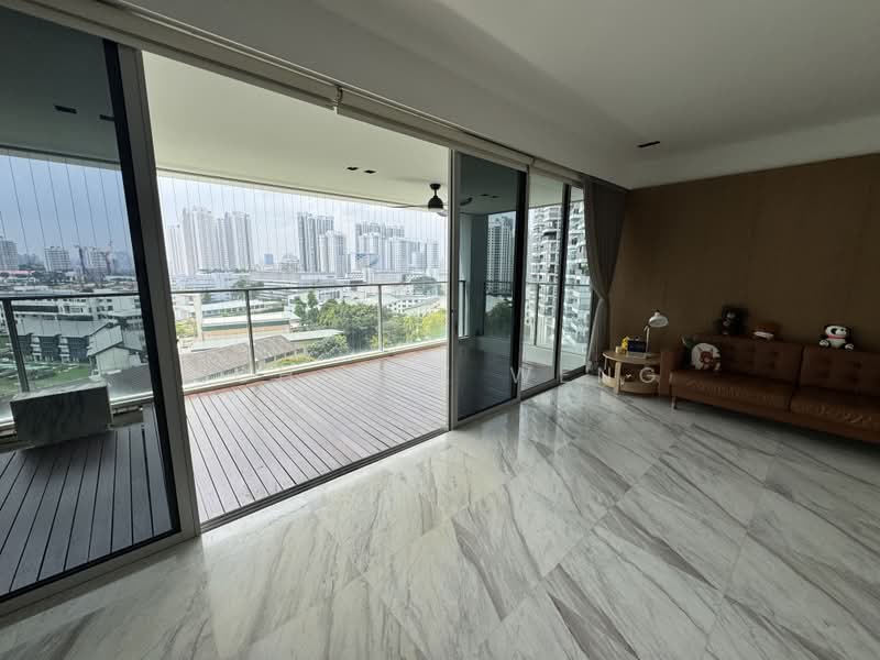 Sky @ Eleven, 5 Thomson Lane, 4 Bedrooms, 2,712 sqft, Condominium For Rent, by Loh Kok Weng, 500225509 - Living Room - PropertyGuru.com.sg
