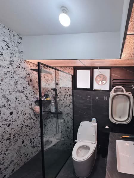 619B Punggol Drive, 619B Punggol Drive, 3 Bedrooms, 1,023 sqft, HDB Flat For Sale, by Kenneth Tan, 500225513 - Bathroom - PropertyGuru.com.sg