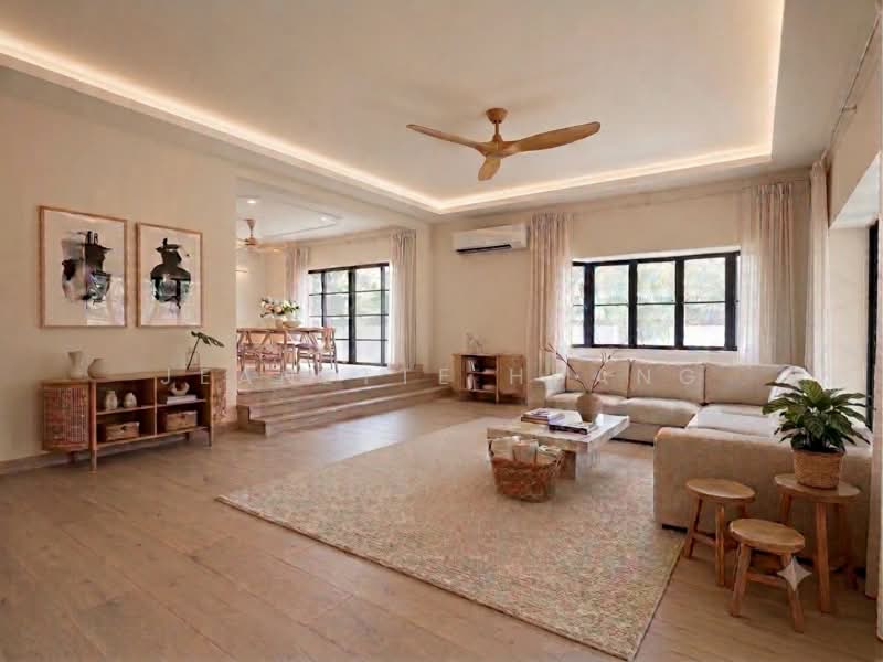 Freehold semi-detached walk to Kovan MRT, market, mall and school, , 7 Bedrooms, 4,200 sqft, Semi-Detached House For Sale, by Jeanette Huang, 500225522 - Living Room - PropertyGuru.com.sg