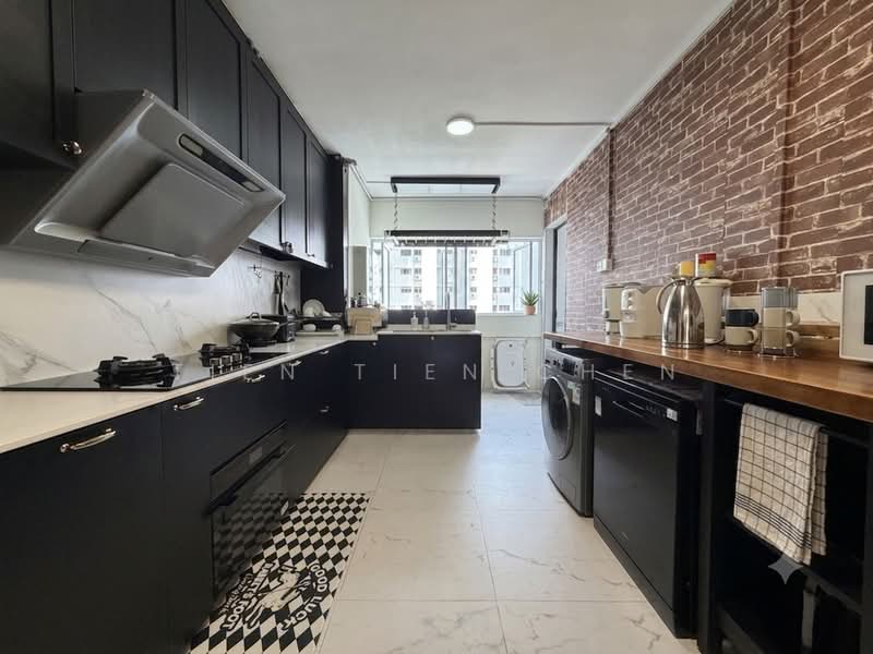 Spacious Corner, Hidden Gem Near Vivocity, 109 Bukit Purmei, 3 Bedrooms, 1,119 sqft, HDB Flat For Sale, by Tien Tien Chen, 500225523 - Kitchen - PropertyGuru.com.sg