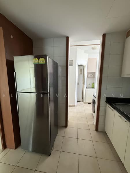 Lilydale, 560 Yishun Ave 6, 3 Bedrooms, 1,195 sqft, Executive Condominium For Rent, by Elva Elva Ouyang, 500225530 - Kitchen - PropertyGuru.com.sg