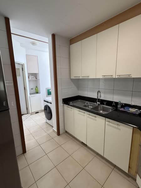 Lilydale, 560 Yishun Ave 6, 3 Bedrooms, 1,195 sqft, Executive Condominium For Rent, by Elva Elva Ouyang, 500225530 - Kitchen - PropertyGuru.com.sg