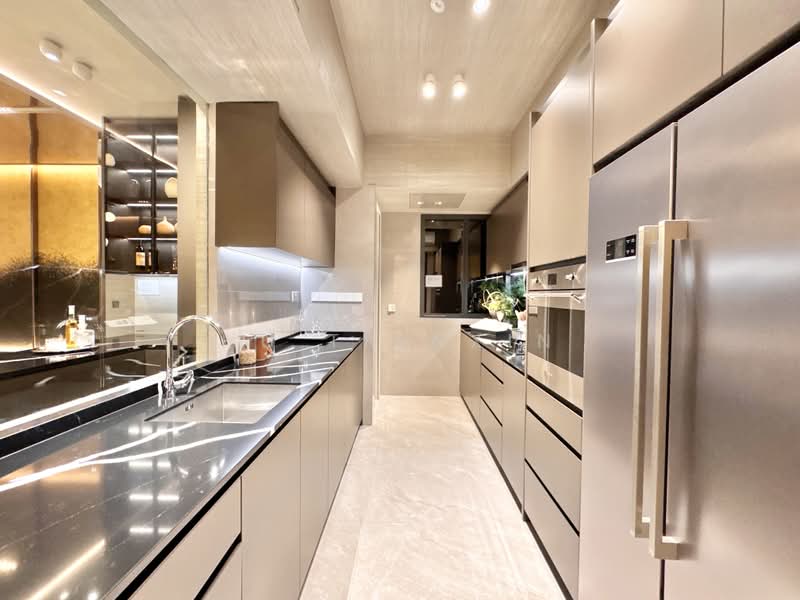 One Marina Gardens, 3 Marina Gardens Lane, 4 Bedrooms, 1,647 sqft, Apartment For Sale, by Yu Tianxin, 500225531 - Kitchen - PropertyGuru.com.sg