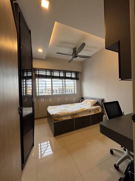 993B Buangkok Link, 993B Buangkok Link, 2 Bedrooms, 732 sqft, HDB Flat For Sale, by Junette Tan, 500225535 - Bedroom - PropertyGuru.com.sg