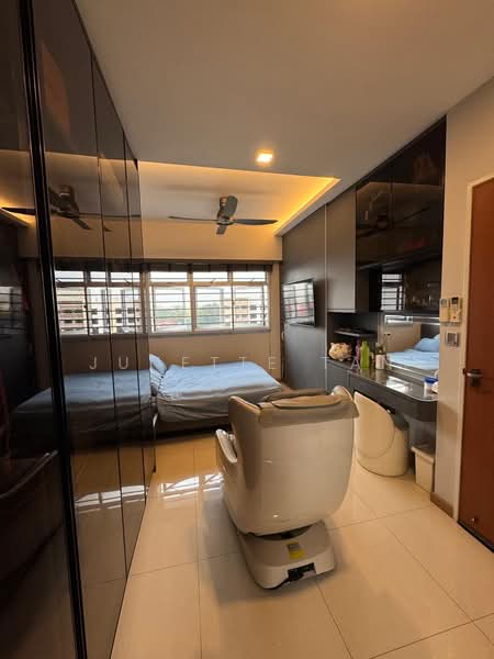 993B Buangkok Link, 993B Buangkok Link, 2 Bedrooms, 732 sqft, HDB Flat For Sale, by Junette Tan, 500225535 - Bedroom - PropertyGuru.com.sg