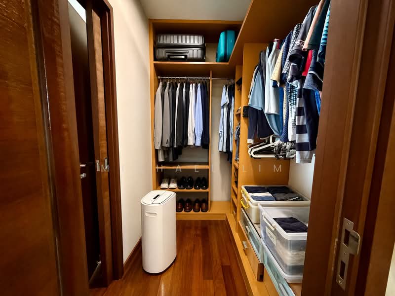 38 Draycott Drive, 38 Draycott Drive, 3 Bedrooms, 1,442 sqft, Apartment For Sale, by Michael Lim, 500225538 - Walk in Wardrobe - PropertyGuru.com.sg