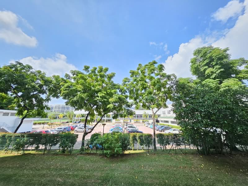 712 Hougang Avenue 2, 712 Hougang Avenue 2, 3 Bedrooms, 1,593 sqft, HDB Flat For Sale, by Janet Lee, 500225539 - Exterior - PropertyGuru.com.sg