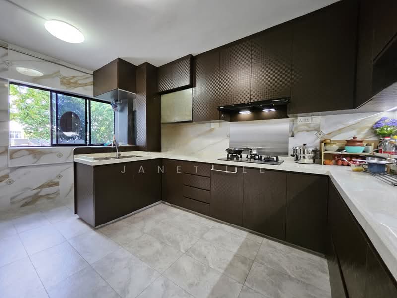 712 Hougang Avenue 2, 712 Hougang Avenue 2, 3 Bedrooms, 1,593 sqft, HDB Flat For Sale, by Janet Lee, 500225539 - Kitchen - PropertyGuru.com.sg