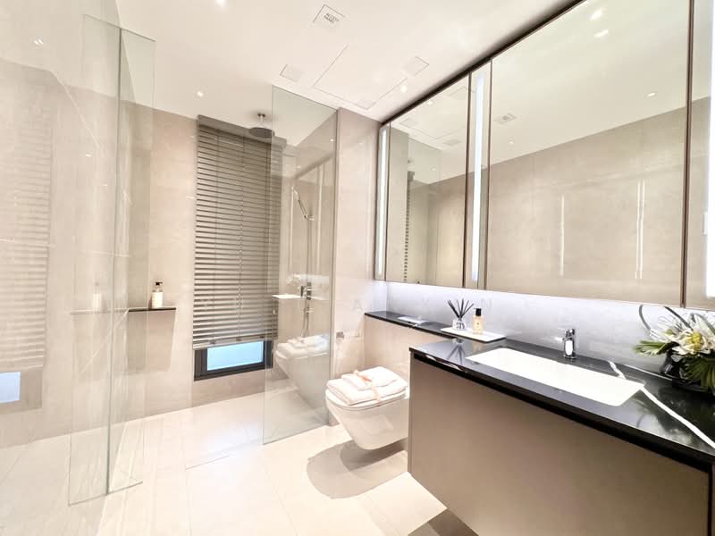 One Marina Gardens, 3 Marina Gardens Lane, 2 Bedrooms, 657 sqft, Apartment For Sale, by Yu Tianxin, 500225541 - Bathroom - PropertyGuru.com.sg