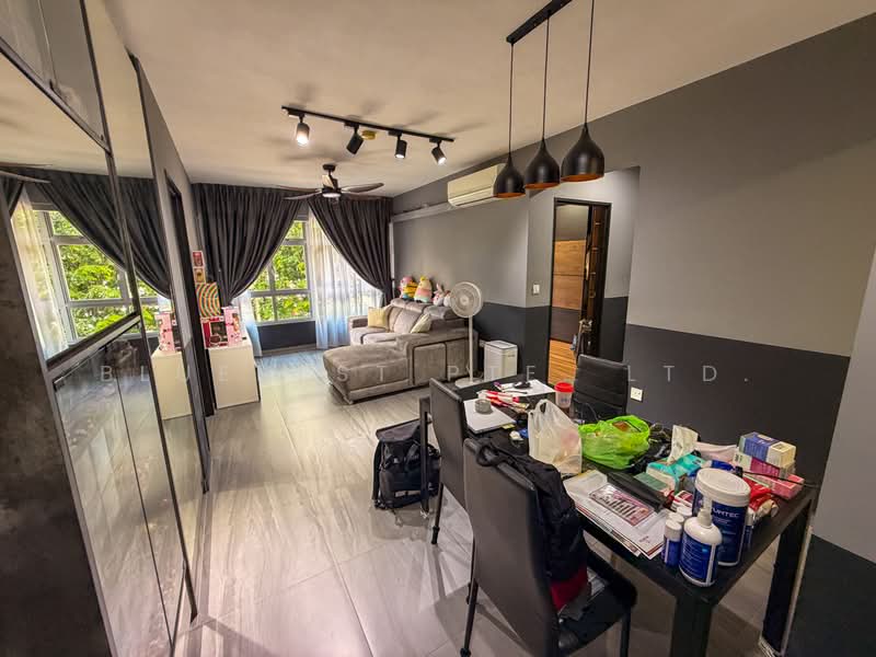 78 Dawson Road, 78 Dawson Road, 3 Bedrooms, 947 sqft, HDB Flat For Sale, by KENNETH CHUA, 500225547 - Living Room - PropertyGuru.com.sg