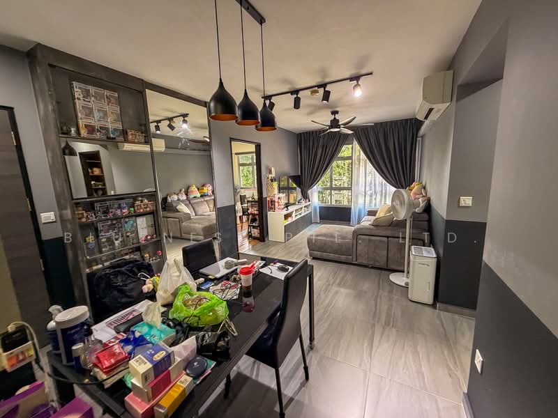 78 Dawson Road, 78 Dawson Road, 3 Bedrooms, 947 sqft, HDB Flat For Sale, by KENNETH CHUA, 500225547 - Living Room - PropertyGuru.com.sg