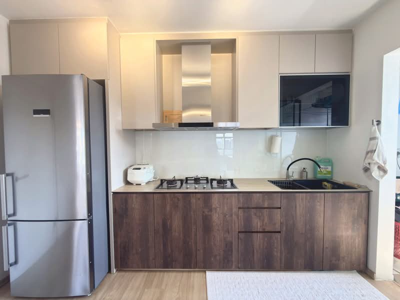 875B Tampines Street 86, 875B Tampines Street 86, 4 Bedrooms, 1,292 sqft, HDB Flat For Sale, by Barry Ho, 500225549 - Kitchen - PropertyGuru.com.sg