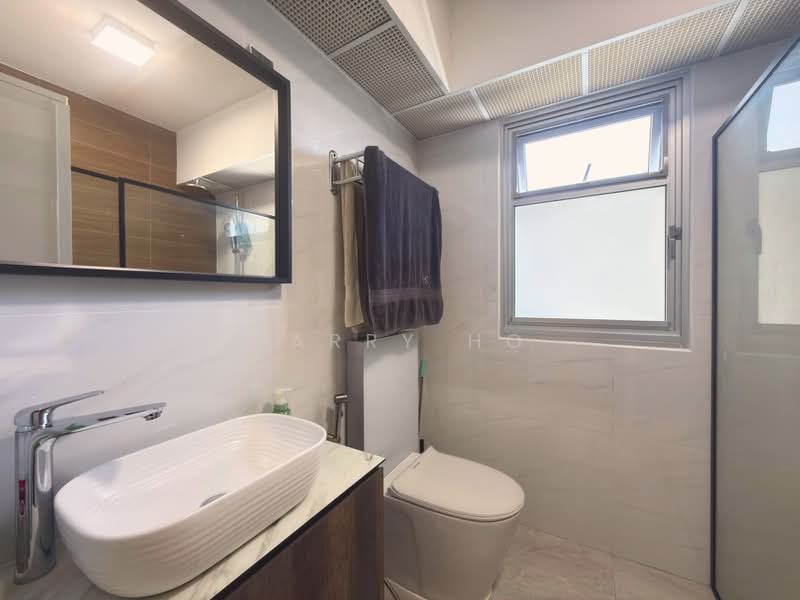 875B Tampines Street 86, 875B Tampines Street 86, 4 Bedrooms, 1,292 sqft, HDB Flat For Sale, by Barry Ho, 500225549 - Bathroom - PropertyGuru.com.sg