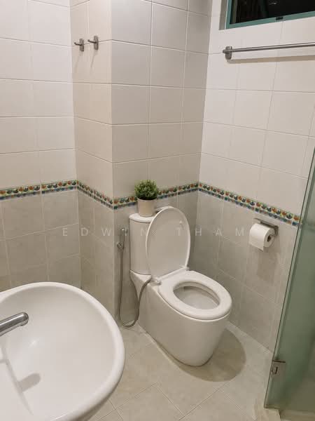 Mutiara View, 11 Jalan Mutiara, Room Rental, 130 sqft, Apartment For Rent, by Edwin Tham, 500225550 - Bathroom - PropertyGuru.com.sg
