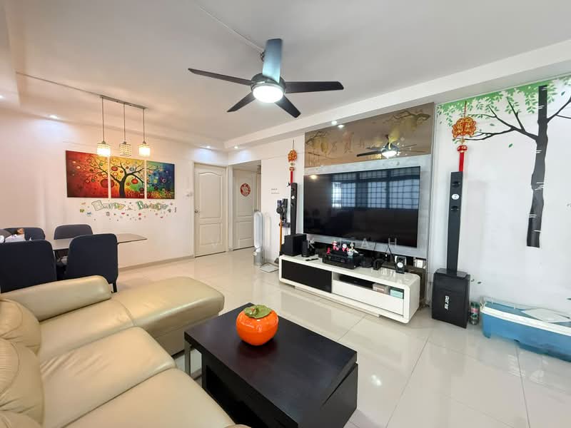 409 Sembawang Drive, 409 Sembawang Drive, 3 Bedrooms, 969 sqft, HDB Flat For Sale, by Kavin Kuah, 500225563 - Living Room - PropertyGuru.com.sg