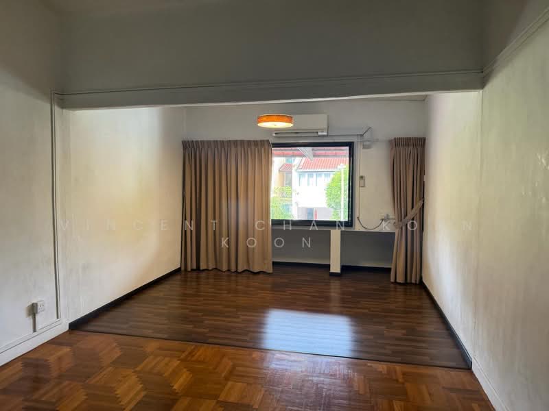 Clementi Green, Clementi Crescent, 5 Bedrooms, 3,000 sqft, Terraced House For Rent, by Vincent Chan Koon Koon, 500225571 - Living Room - PropertyGuru.com.sg