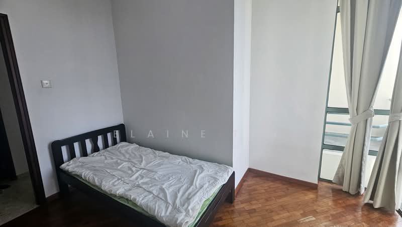 Tanglin Regency, 381 Tanglin Road, 2 Bedrooms, 882 sqft, Condominium For Rent, by Elaine Tan, 500225574 - Bedroom - PropertyGuru.com.sg