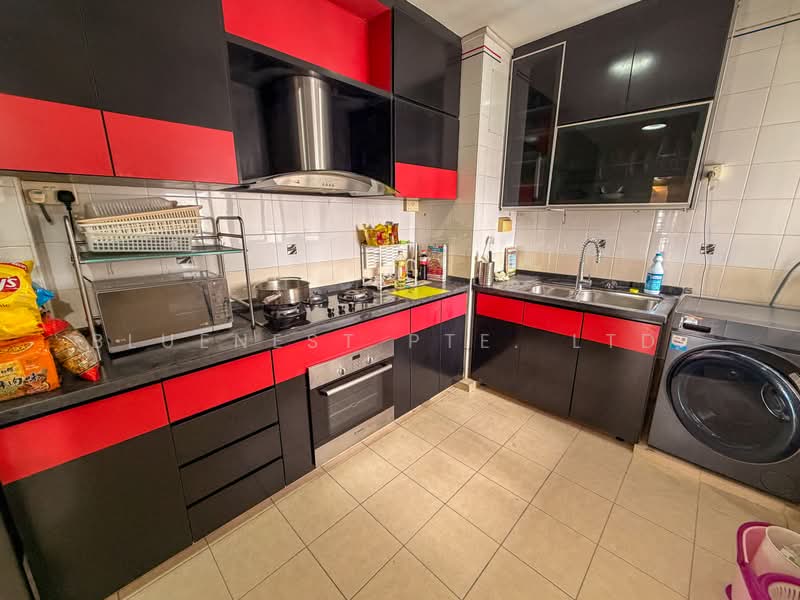 26B Jalan Membina, 26B Jalan Membina, 3 Bedrooms, 914 sqft, HDB Flat For Sale, by KENNETH CHUA, 500225575 - Kitchen - PropertyGuru.com.sg