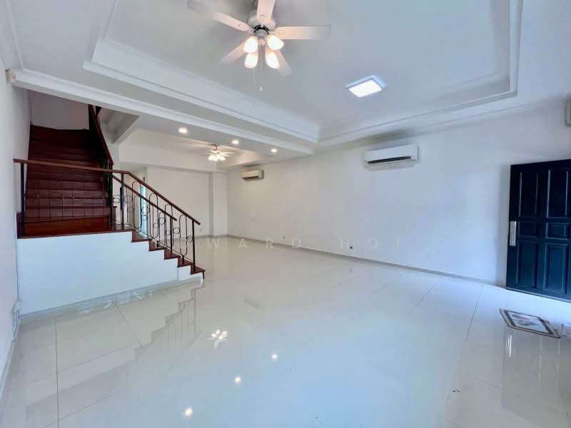 The Compass At Chancery, 6U Chancery Hill Road, 3 Bedrooms, 2,405 sqft, Cluster House For Rent, by Edward Hoi, 500225576 - Living Room - PropertyGuru.com.sg