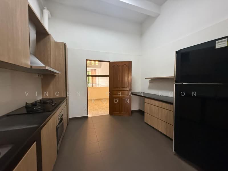 Clementi Green, , 5 Bedrooms, 3,000 sqft, Terraced House For Rent, by Vincent Chan Koon Koon, 500225578 - Kitchen - PropertyGuru.com.sg