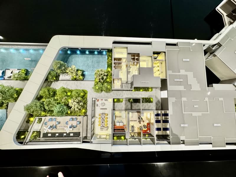 Union Square Residences, 28 Havelock Road,, 4 Bedrooms, 1,518 sqft, Condominium For Sale, by Lily Tang, 500225584 - Pool - PropertyGuru.com.sg