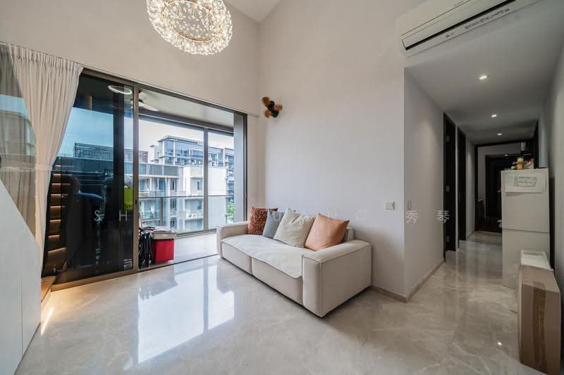 Freehold 4 bedrooms family home within 1km Pei Hwa Presbyterian Pri, Clementi Park / Upper Bukit Timah, 4 Bedrooms, 1,582 sqft, Condominium For Sale, by Shen Chuang 秀琴, 500225591 - Living Room - PropertyGuru.com.sg